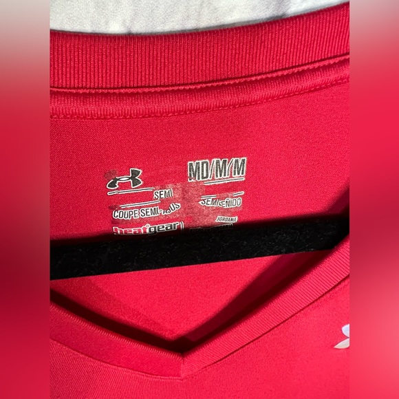 Under Armor workout tee - Picture 3 of 3